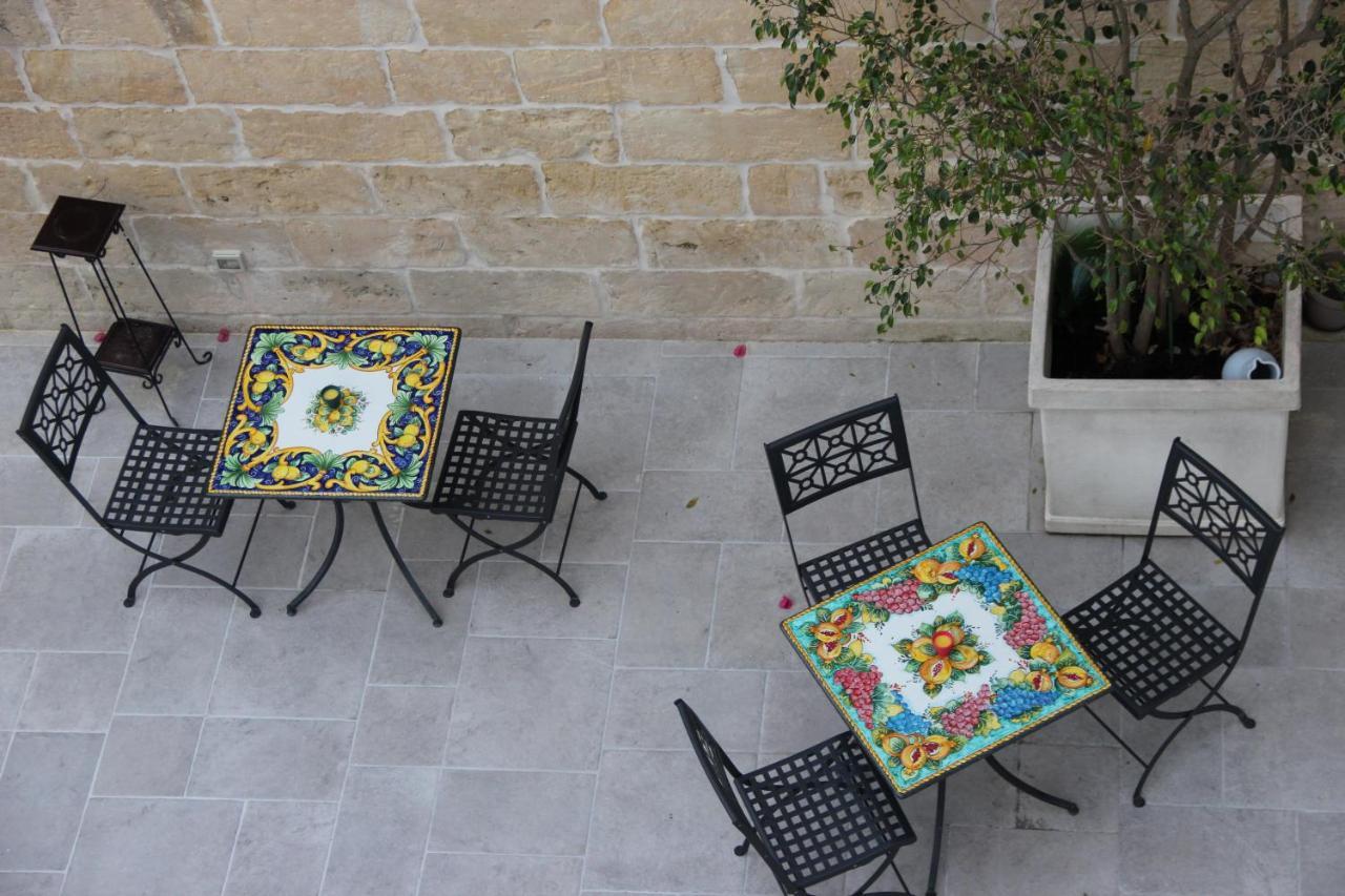 Bed and Breakfast Il Giardino Della Scuncerta Lecce Zewnętrze zdjęcie
